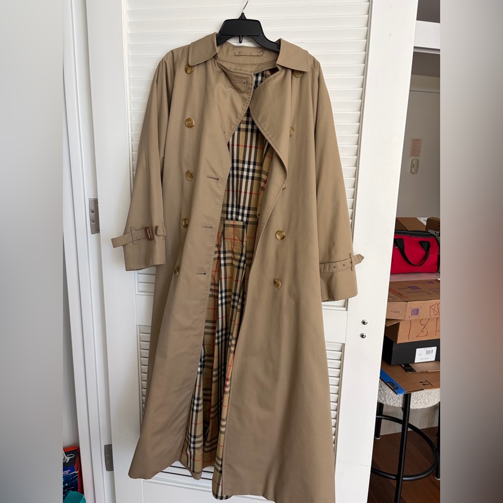 SOLD Burberry Beige Trench Coat with Removable Wool Lining